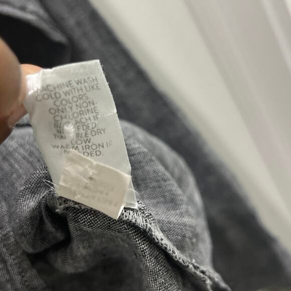 J. Jill 100% Linen Grey Button Up Top Sz M - Picture 4 of 4
